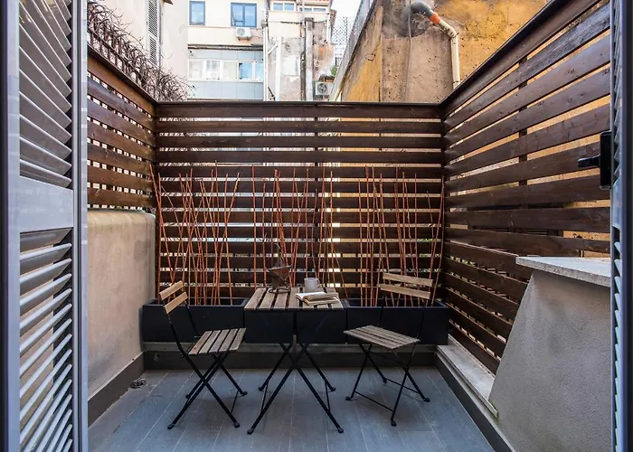 Residenza Fontanella Barberini By Spanish Steps * Roma